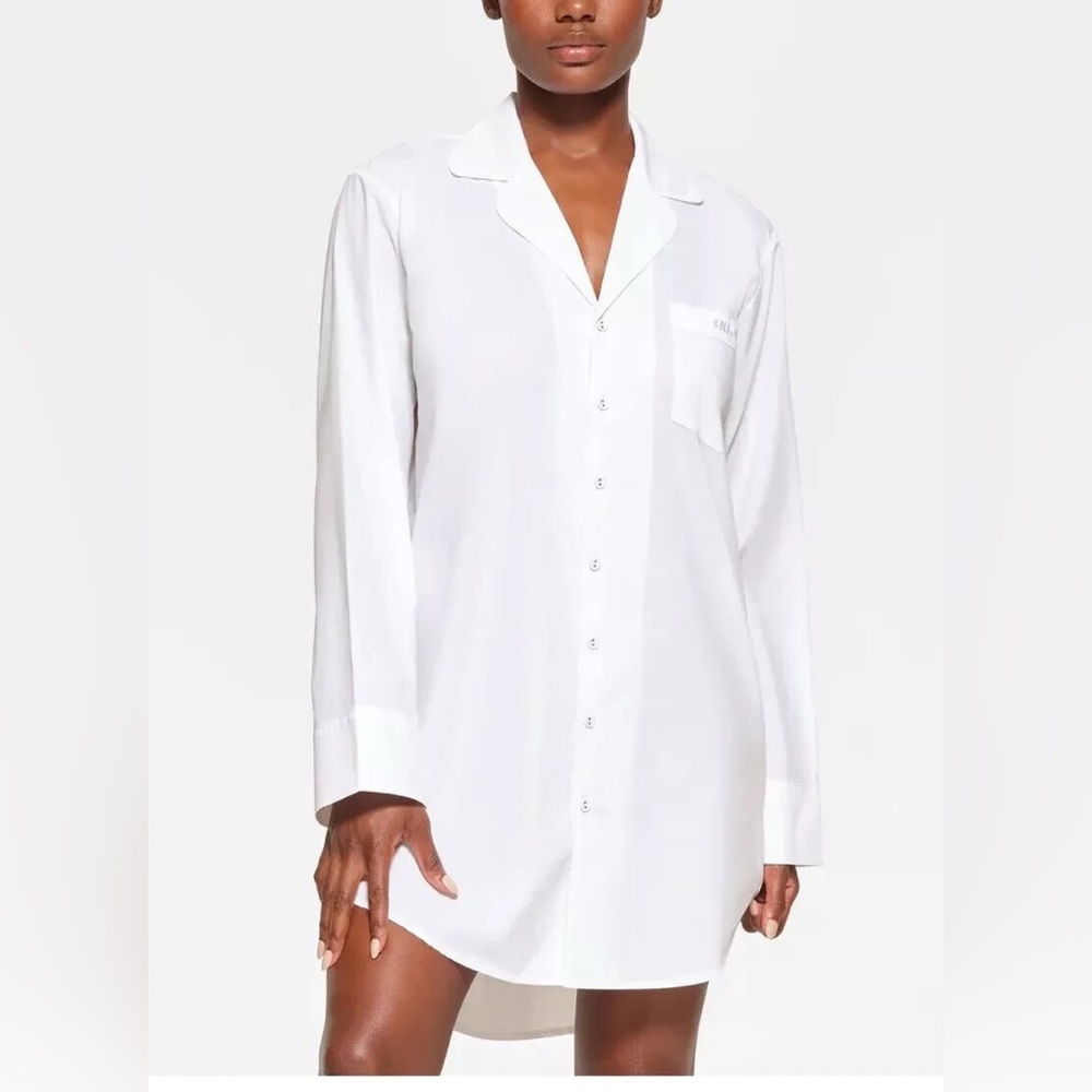 COTTON POPLIN SLEEP BUTTON UP DRESS